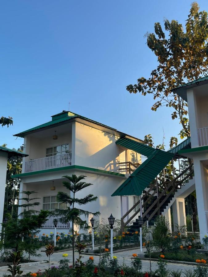 Jaldapara Forest Tourist Lodge Jftl Madari Hat 외부 사진