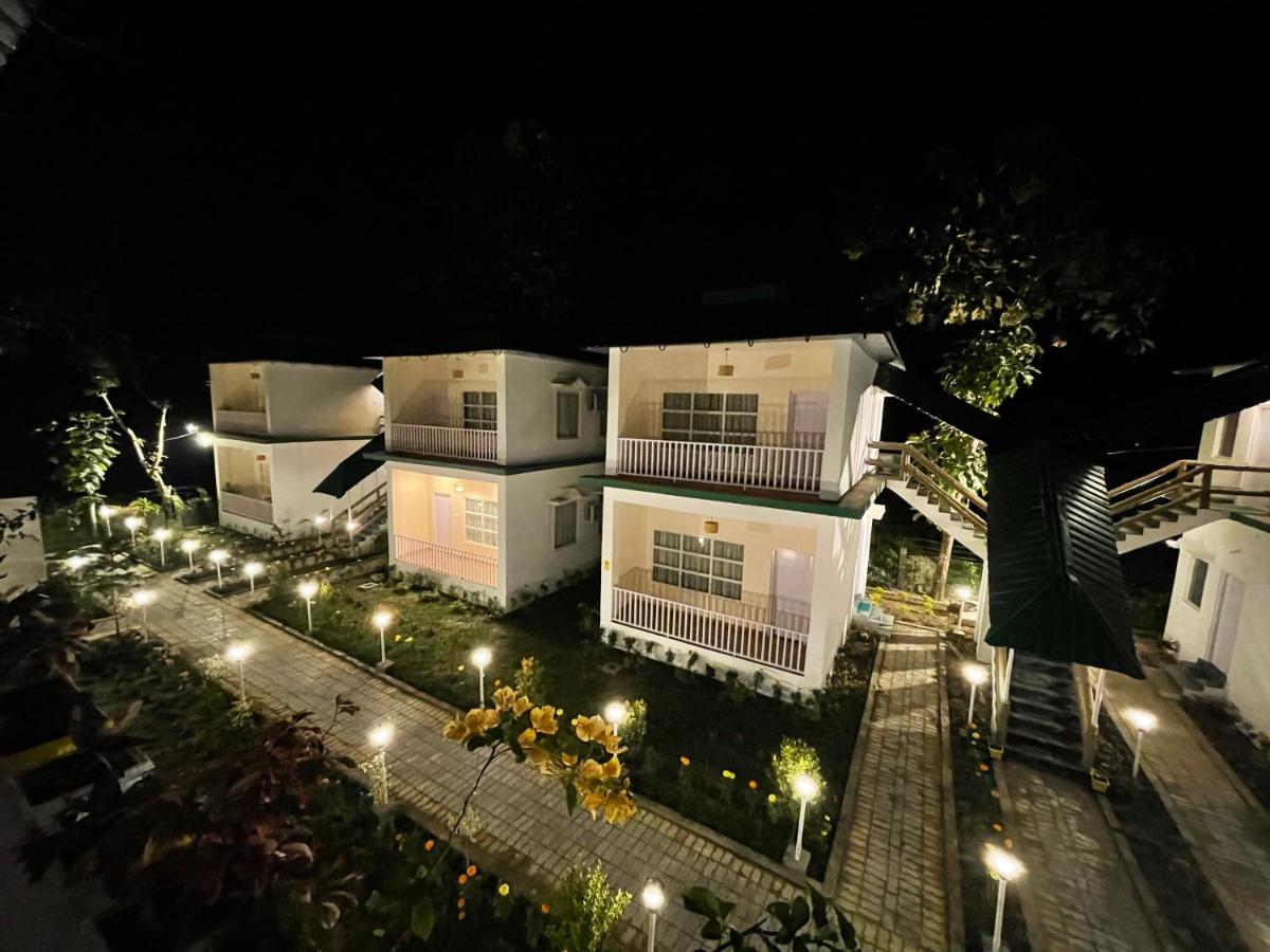 Jaldapara Forest Tourist Lodge Jftl Madari Hat 외부 사진