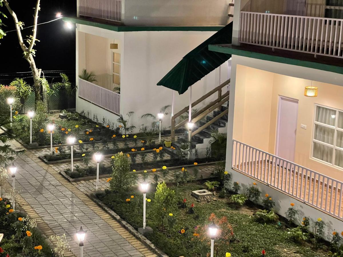 Jaldapara Forest Tourist Lodge Jftl Madari Hat 외부 사진