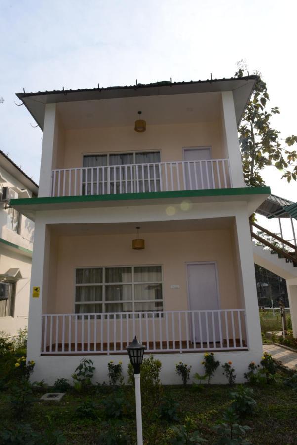 Jaldapara Forest Tourist Lodge Jftl Madari Hat 외부 사진