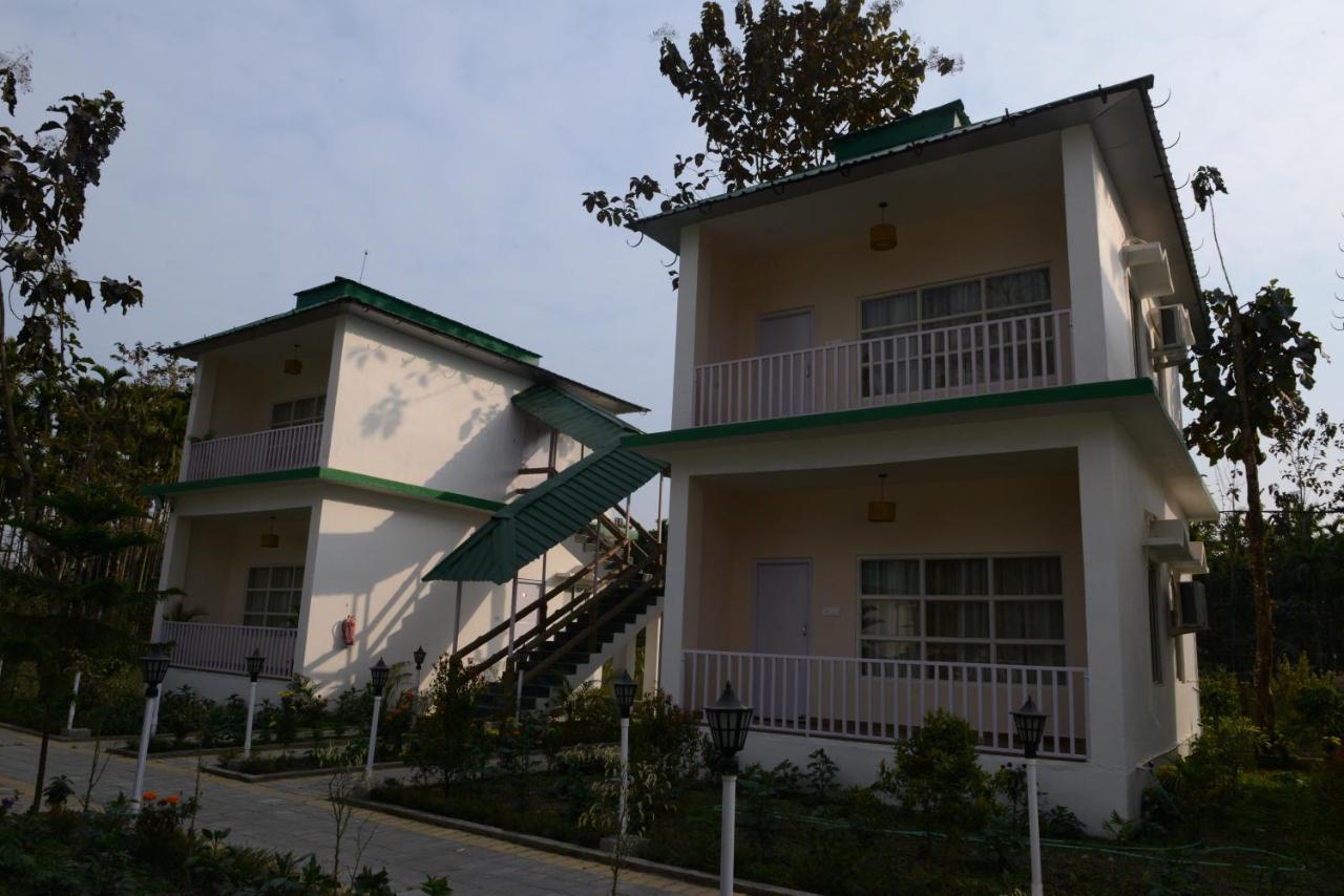 Jaldapara Forest Tourist Lodge Jftl Madari Hat 외부 사진