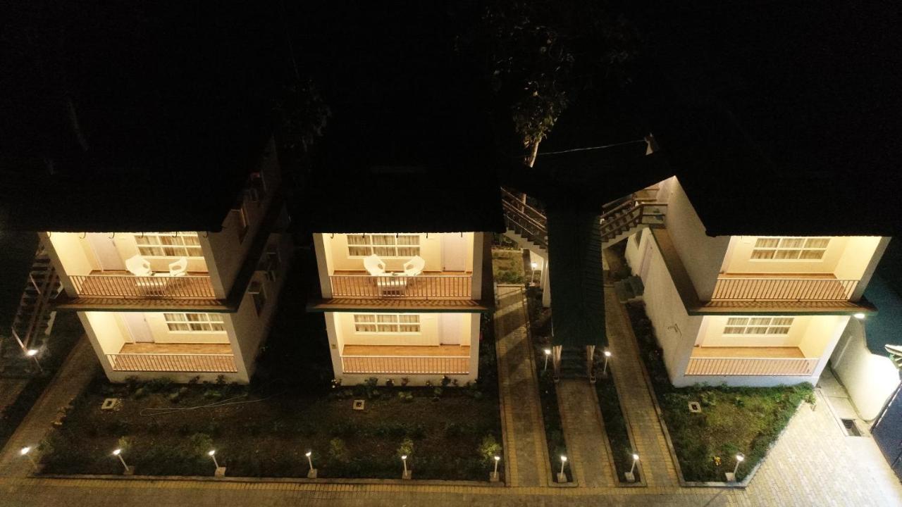 Jaldapara Forest Tourist Lodge Jftl Madari Hat 외부 사진